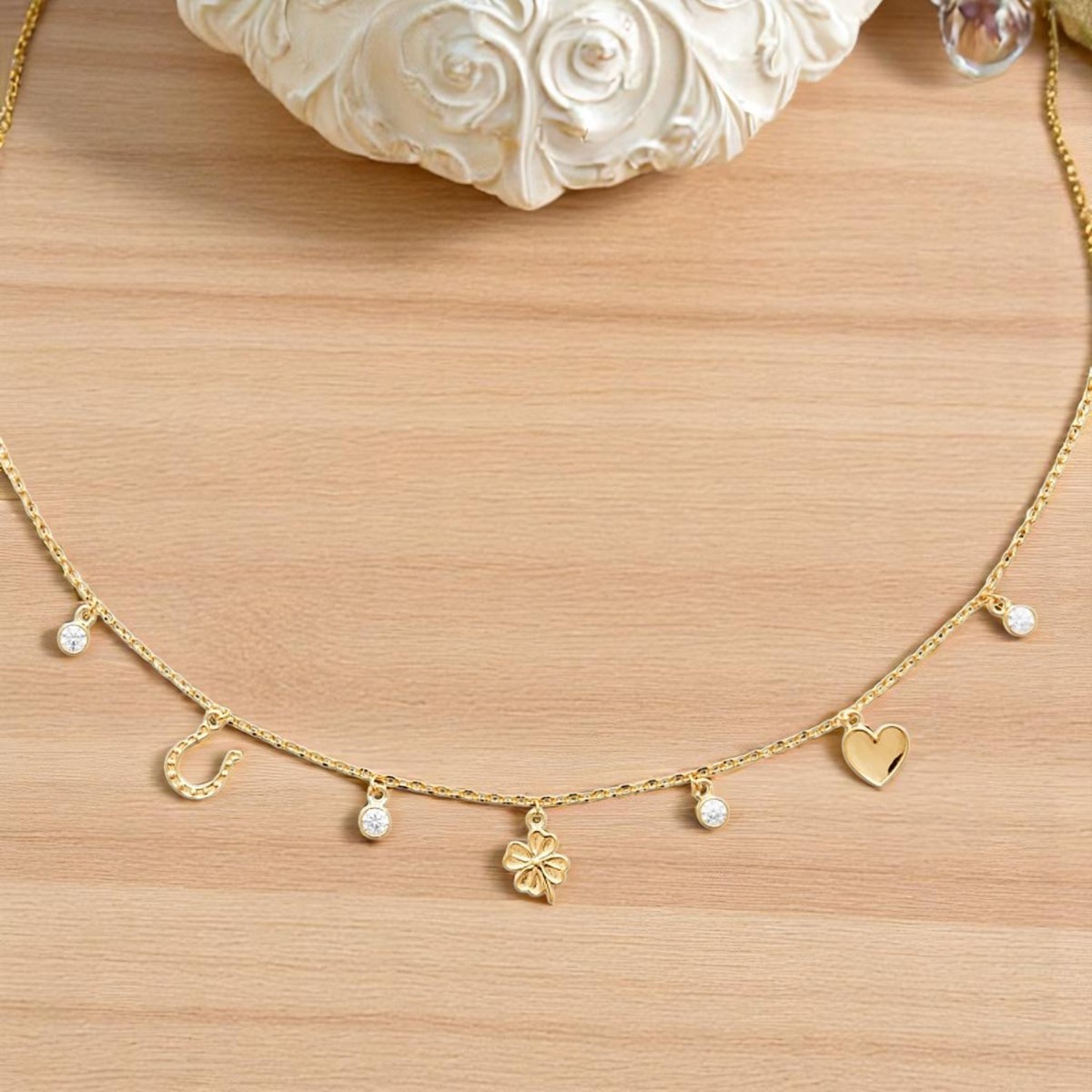 Collier porte bonheur chance coeur trèfle fer à cheval et oxydes de zirconiums Plaqué OR 750 3 microns - vue 4