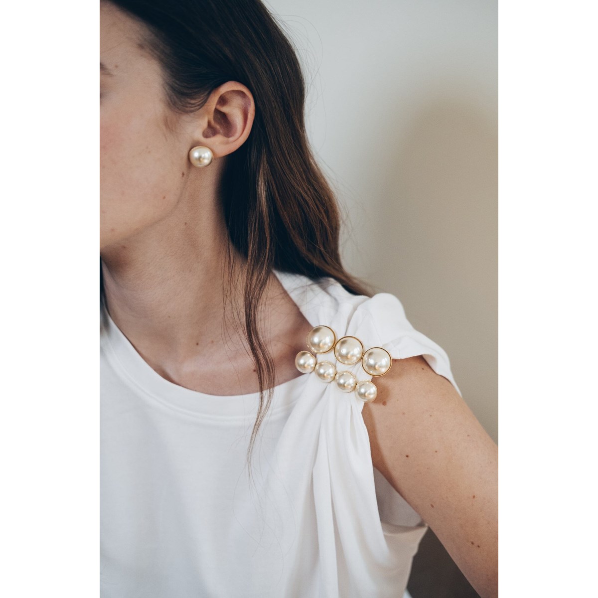 maxi broche perles doré à l'or fin - NÉLYA - vue 2
