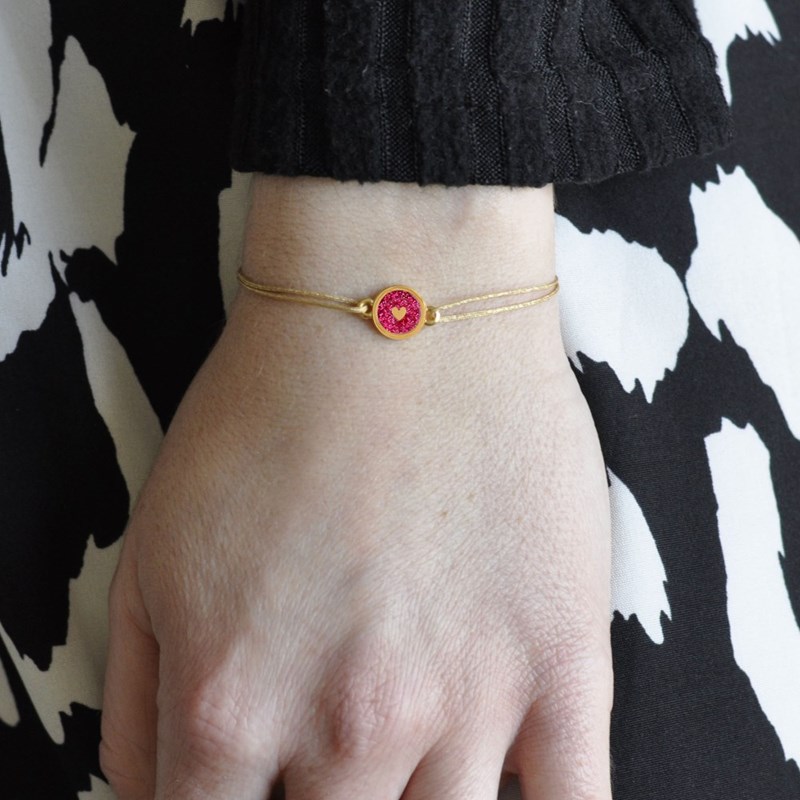 Bracelet Lien Médaille Laiton Doré Ronde Coeur Emaillée Rouge Pailletée - Or - vue 4