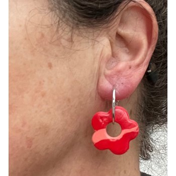Boucles d'oreilles, créoles fleurs rouge et rose - Modèle fait main
