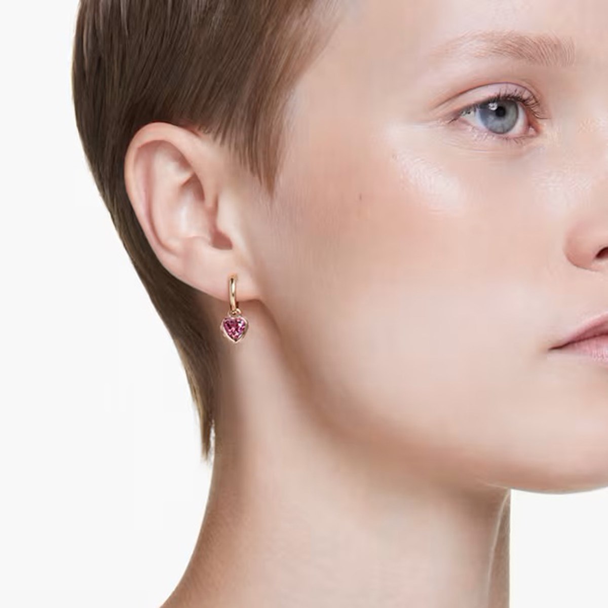 Boucles d'oreilles pendantes Swarovski Stilla_x000D_
coeur rouge - vue 2