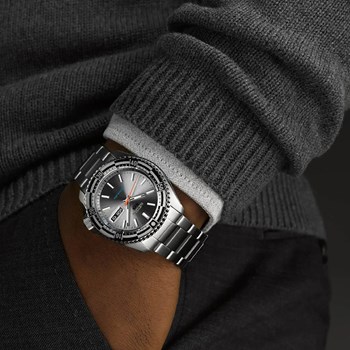 Montre Seiko automatique 5 Sports acier retro