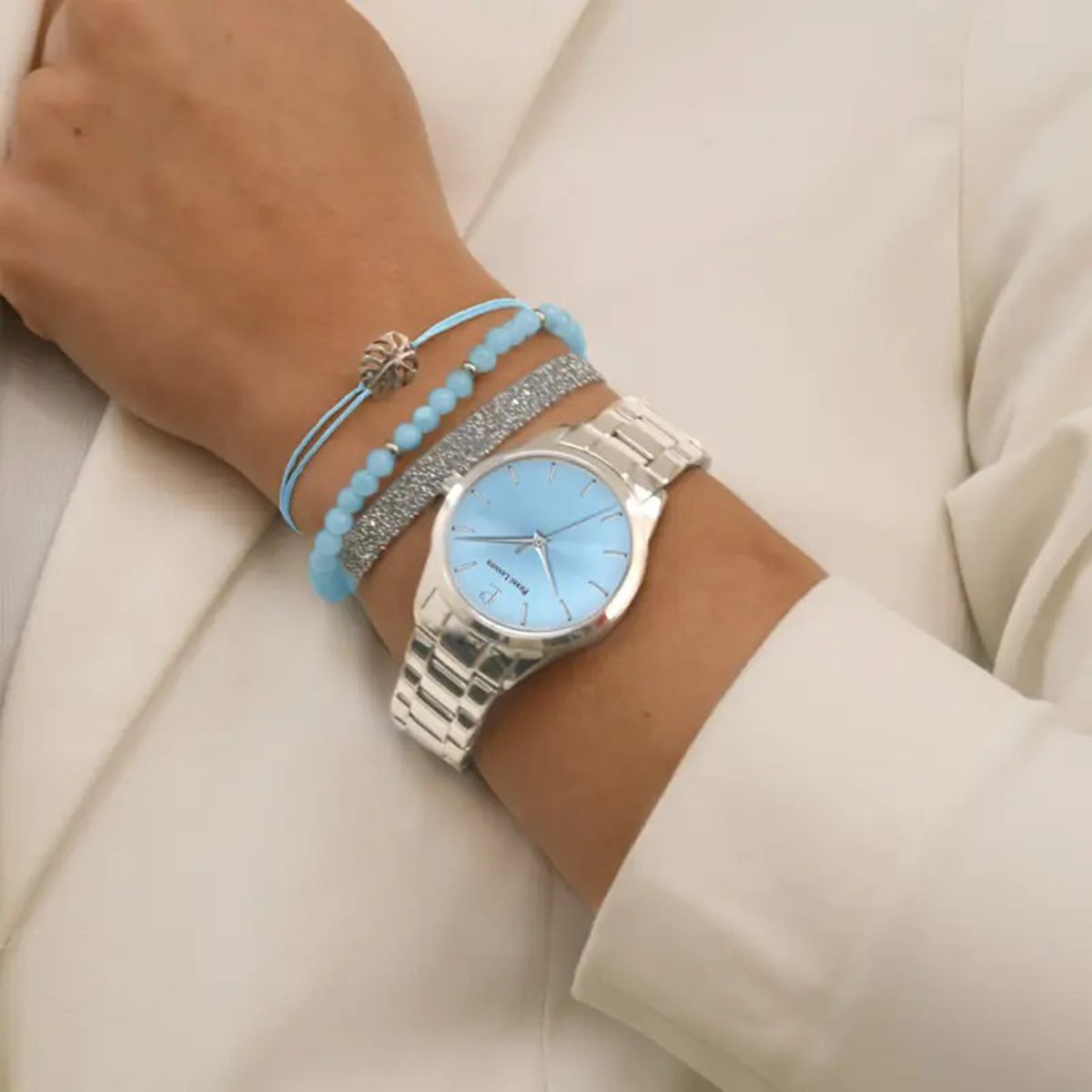 Coffret femme ROXANE Cadran bleu bracelet acier
Pierre Lannier x Les Interchangeables Edition limitée - vue 2