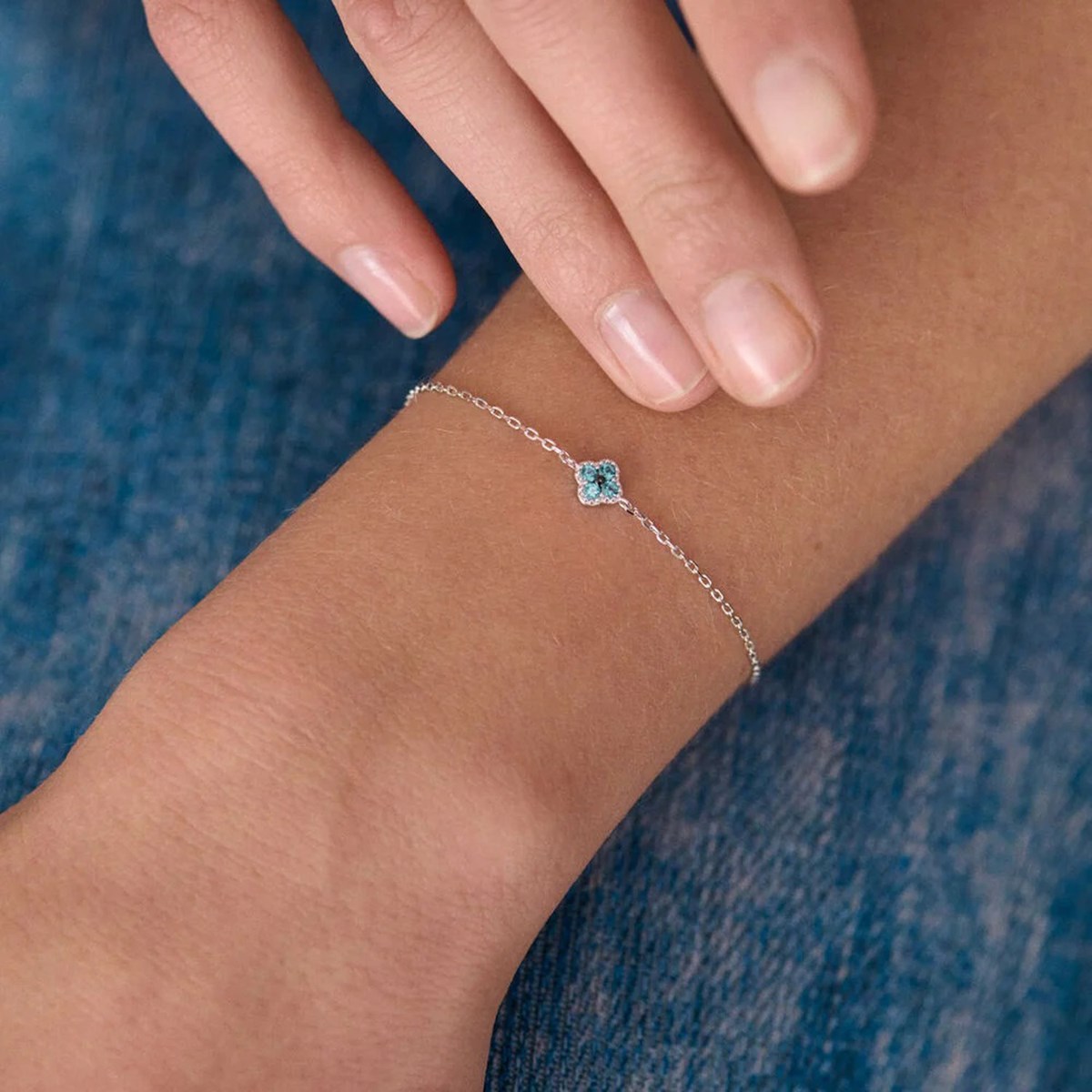 Bracelet Agatha Beloved argent fleur_x000D_
oxydes de zircinium bleu - vue 2