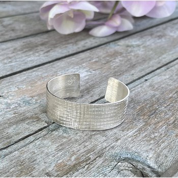 Macuxi Solid Silver Cuff Bracelet