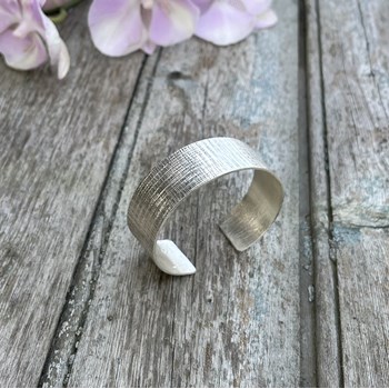 Macuxi Solid Silver Cuff Bracelet