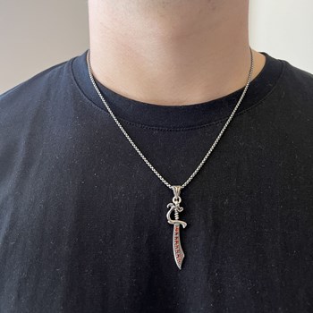 Collier Argent Pendentif Sabre Serti Pierre Grenat