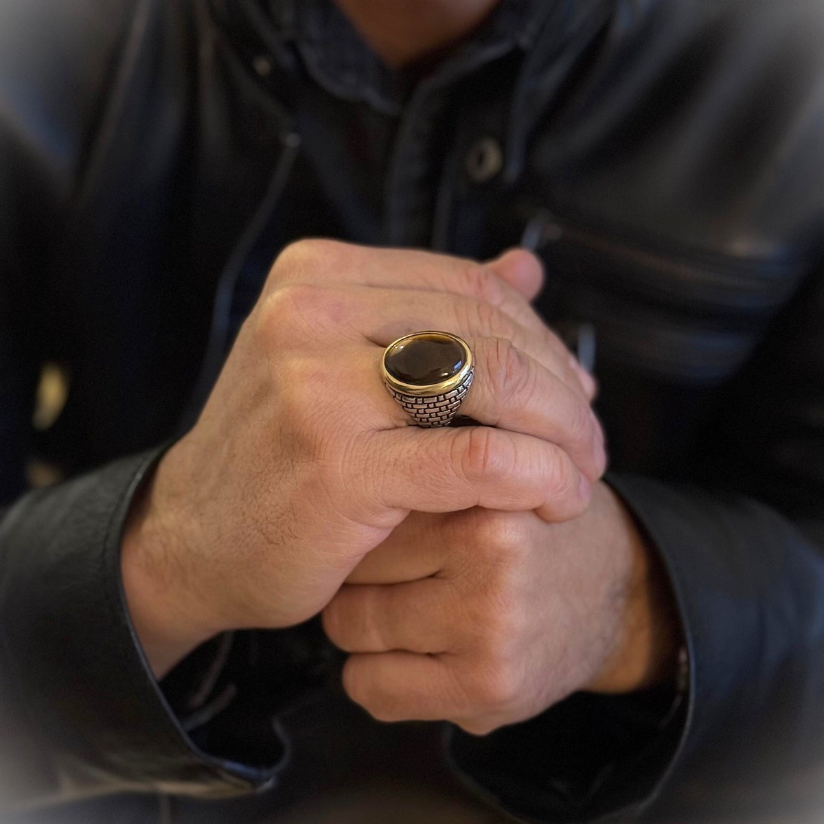 Bague Homme oeil Argent Pierre oeil De Tigre Serti Doré - vue 2