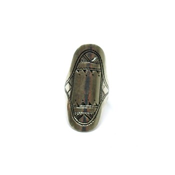 Long elongated Tuareg ring engraved with geometric motifs