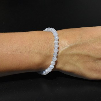 Bracelet en Calcédoine Bleue Calme et Communication