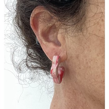 Boucles d'oreilles, créoles fleurs blanche et rose - Modèle fait main