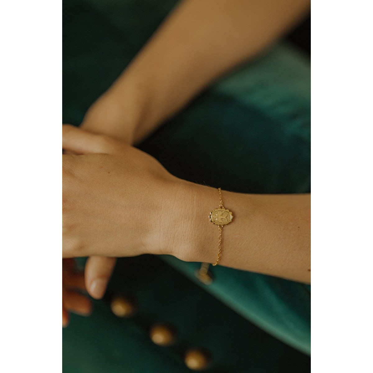 bracelet colombe doré à l'or fin - THÉMIS - vue 5