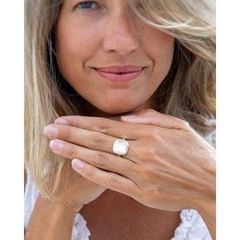 Bague Aria en Argent 925 et Nacre Blanche | Bijou Artisanal Élégant | ADEN Boutique