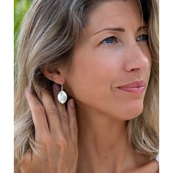 Earrings Adara Silver 925 and White Mother-of-Pearl | ADEN Design Feuille | Elegant Jewelry