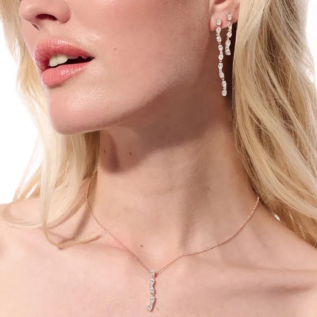 Collier Sif Jakobs Ellea ovale lungo argent_x000D_
pendentif oxydes de zirconium - vue 2