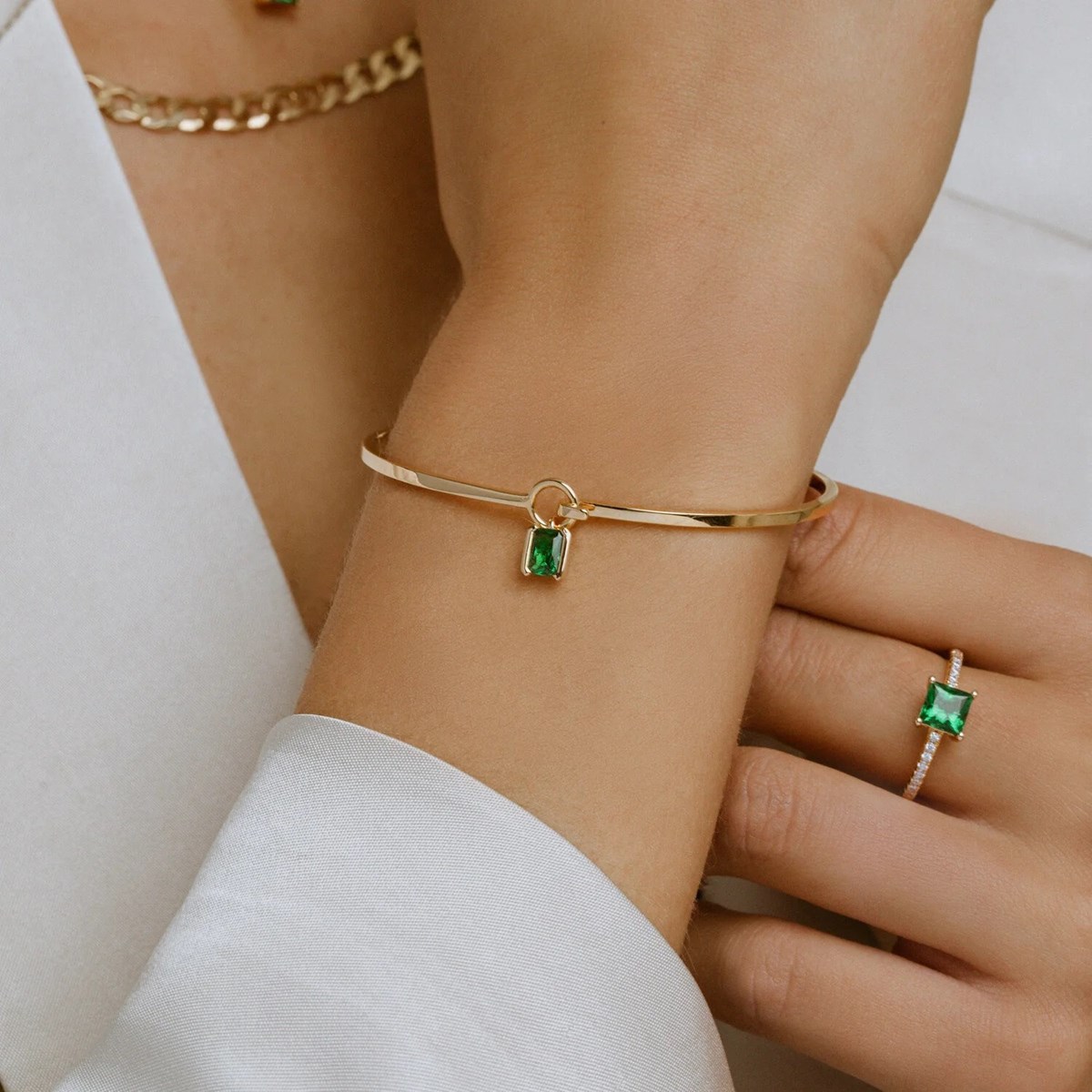 Bracelet Sif Jakobs Roccanova argent palqué or_x000D_
pampille oxyde de zirconium vert - vue 2