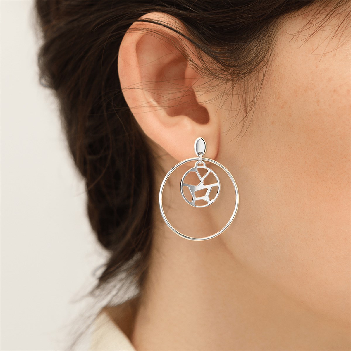Boucles d'oreilles Les Georgettes Girafe argentées
16/32mm - vue 2