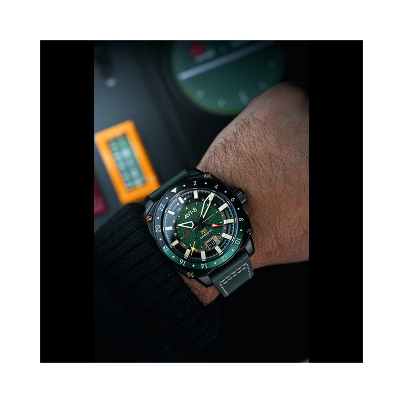 HAWKER HUNTER ATLAS GMT AUTOMATIC - Mouvement automatique japonais 24H - Bracelet vert - vue 4
