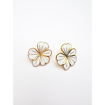 White flower earrings