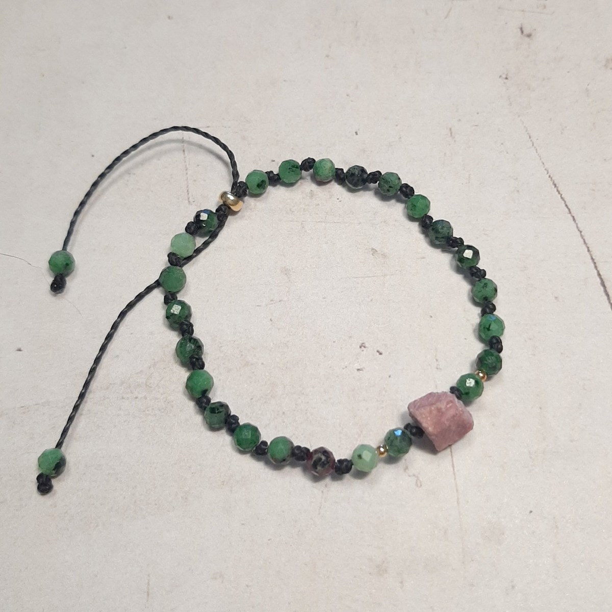 Bracelet en Zoisite et Rubi Litha - vue 4
