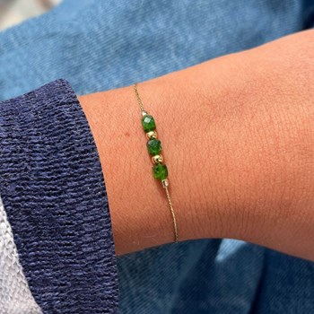 Bracelet Gold Filled Trois Petits Cubes de Diopside - taille 16 cm