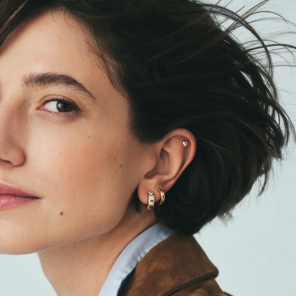 Piercing Agatha Assia Hélix et tragus coeur oxyde - vue 2