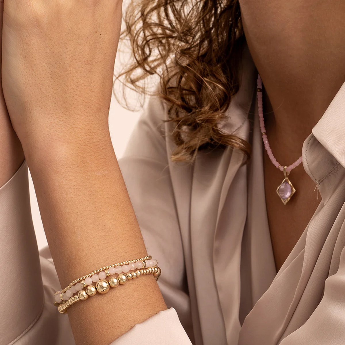 Bracelet Sparkling Jewels Interstellaire rond
Quartz rose argent - vue 2