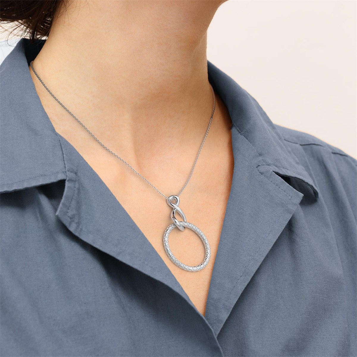 Collier Les Georgettes Icône Infini
Les Intemproels laiton argenté - vue 2