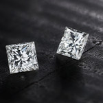 2 DIAMANTS carrés 0.77 ct. - vue D3