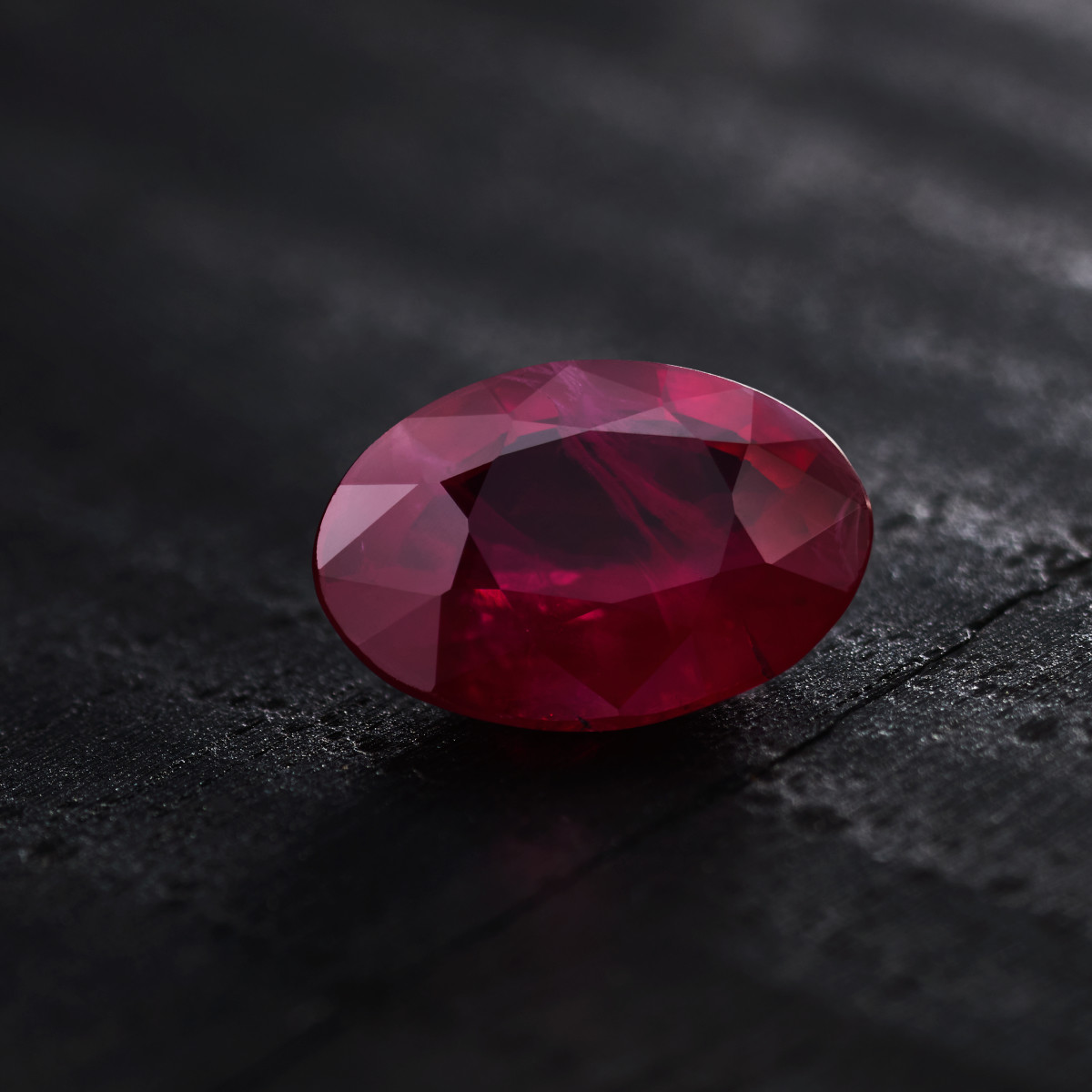 RUBIS ovale 1.27 ct. - vue D3