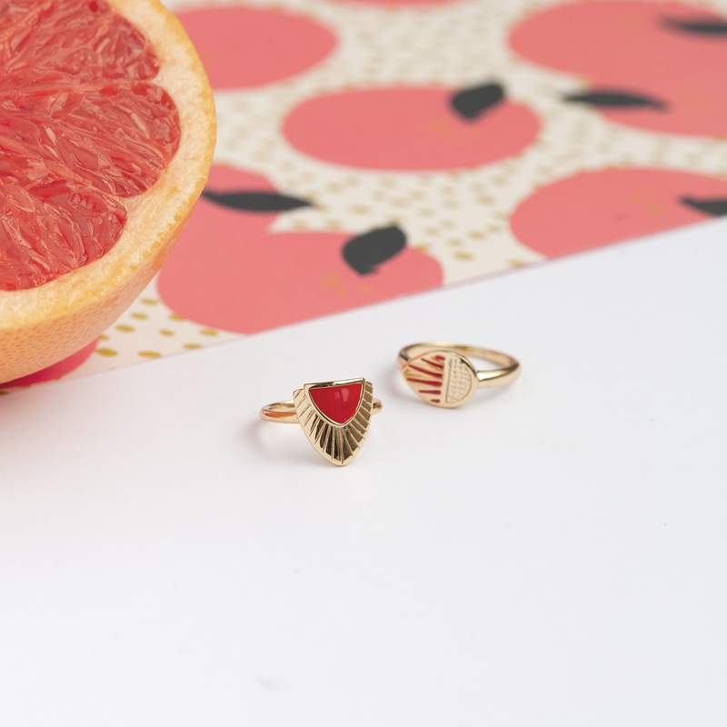 Bague MATY Dorée laque rouge - vue D3