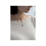 Pendentif or 375 rose diamant et grenat rhodolite pourpre - vue porté 2