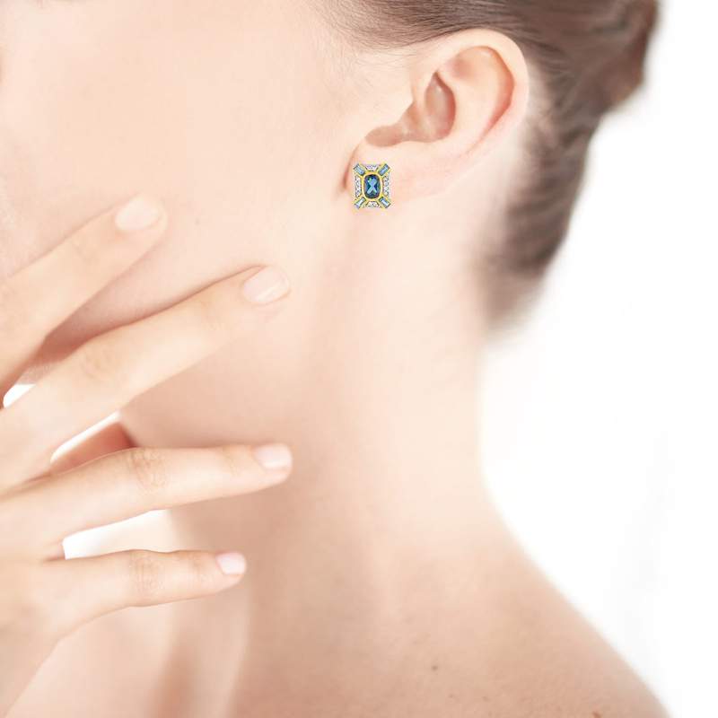 Boucles d'oreilles MATY Or 375 2T topazes traitées Diamant - vue porté 1
