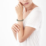 Gold bracelet 750 yellow Tahitian cultured pearls 20 cm - view worn 1