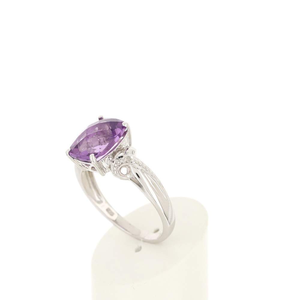 Bague or 375 blanc améthyste rectangulaire et diamants - vue 4