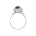 Bague or 750 blanc saphir ovale et diamants - vue 2