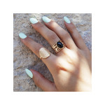 Bague plaqué or agate noire ovale - vue porté 2