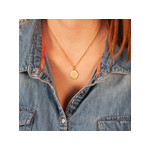 Pendentif plaqué or zodiaque gémeaux zirconias - vue porté 1