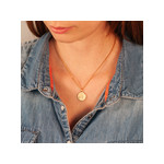 Pendentif plaqué or zodiaque vierge zirconias - vue porté 1