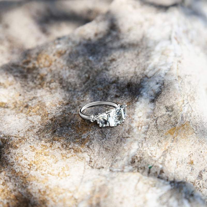 Bague or 375 blanc quartz verts - vue D3