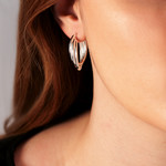 Créoles argent 925 3 anneaux entrelacés - vue porté 1