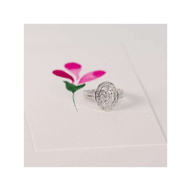 Bague or 375 blanc ovale ajourée diamants - vue D4