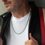 Collier acier maille gourmette 60 cm - vue porté 1