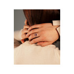 Bague argent 925 zirconias rouge carré et blancs - vue porté 1