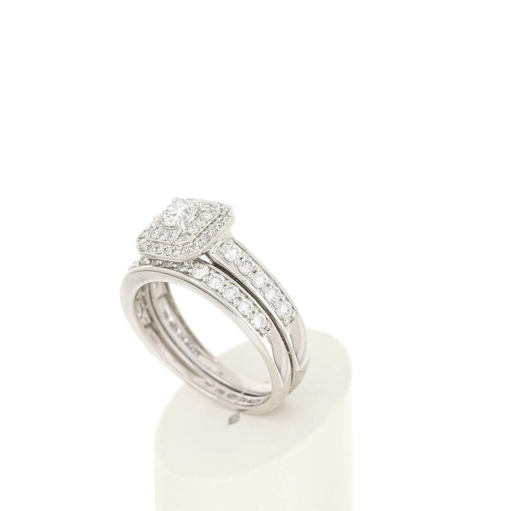 Duo alliance demi-tour solitaire or 750 blanc diamants synthétiques 1 ct 9.5 mm - vue 4