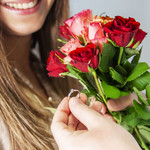 Solitaire or blanc 750 diamant synthétique 0,1 carat - vue D3