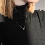 Collier or 375 jaune diamants synthétiques - vue porté 1