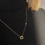 Collier or 375 jaune diamants synthétiques - vue porté 2