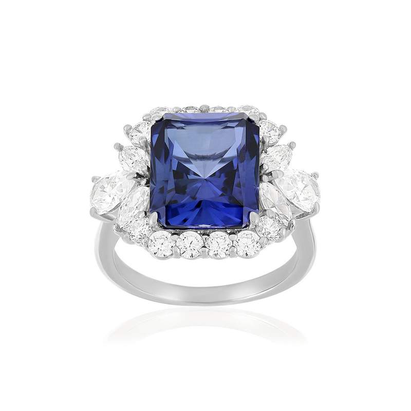 Zilveren ring met blauwe synthetische korund en zirkonia’s. - afbeelding 1