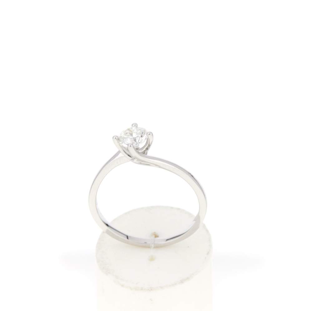 Solitaire or 750 blanc diamant synthétique 0,5 carat - vue 2